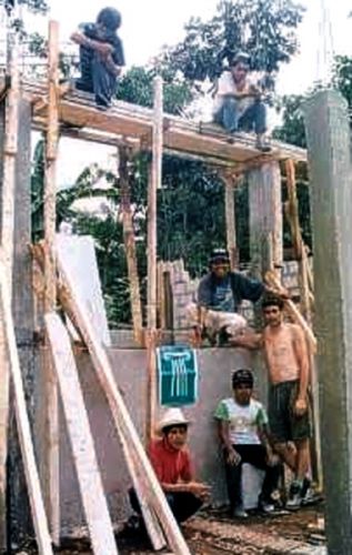 Col·labora amb el poble de Guatemala